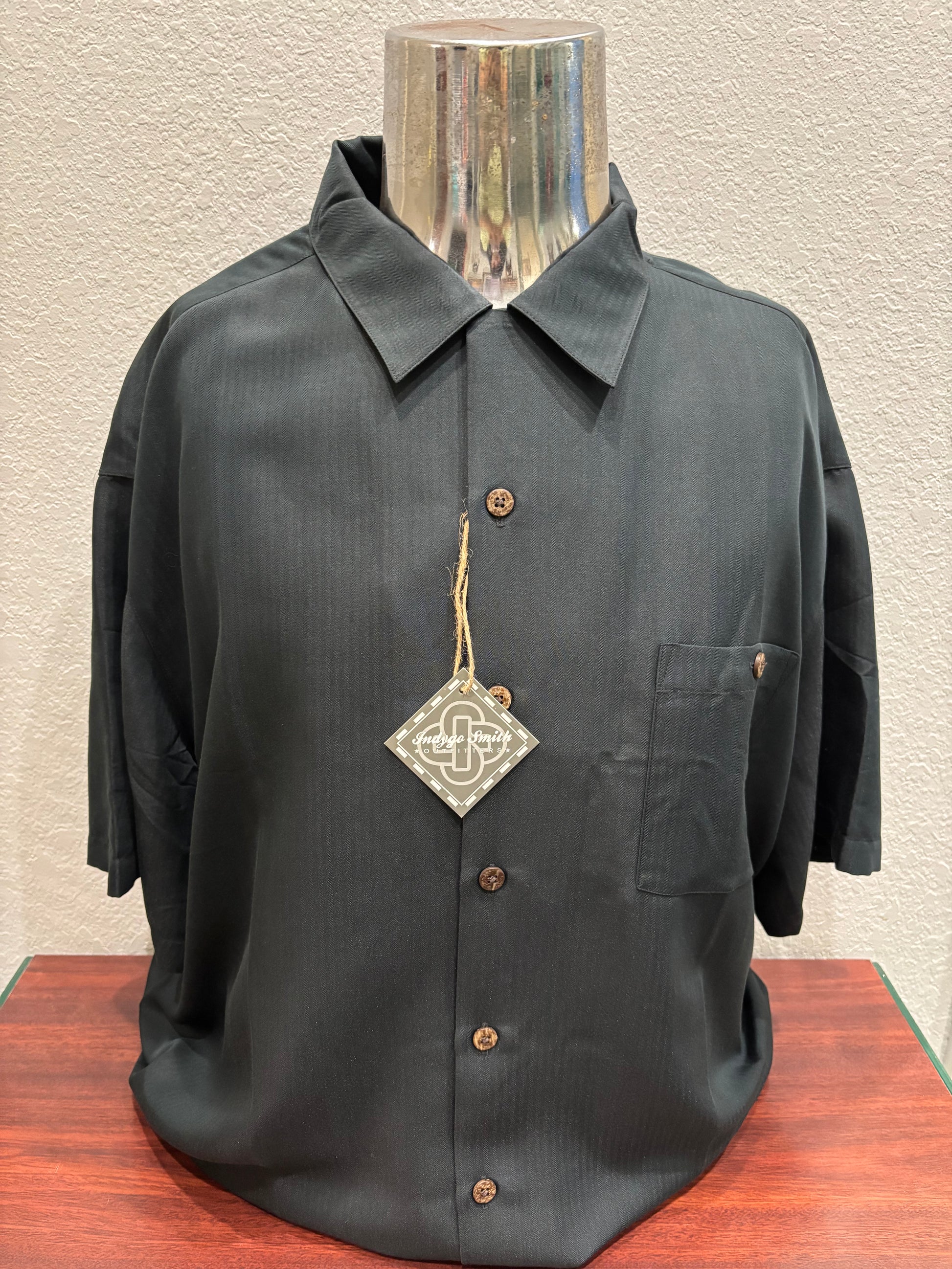 Indigo Smith Solid Button up Short Sleeve